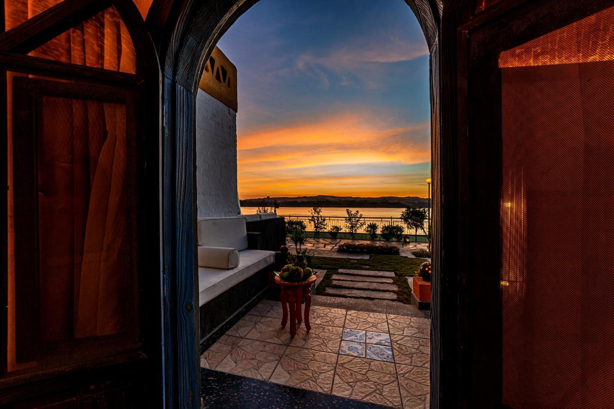Sonesta Nouba Hotel Aswan Exteriör bild